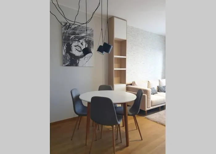 아파트 Diagonala 2 노비사드